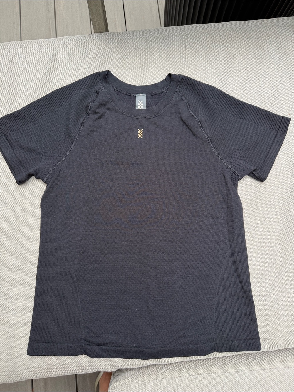 RHONE Black Breakaway seamless Crewneck Performance Tee Size M